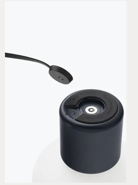 Karl-Johan Portable Bordlampe Signe Hytte black